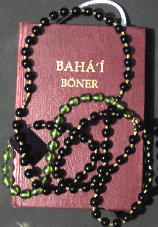 thumbnail to picture of Bahá'í Book of Prayers and prayer beads